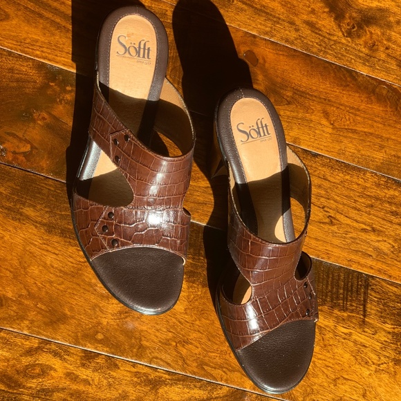 🔥NeW🔥 NIB‼️ Söfft Croc-embossed leather slide sandals - Size 7.5 ✨✨✨ - Picture 3 of 13